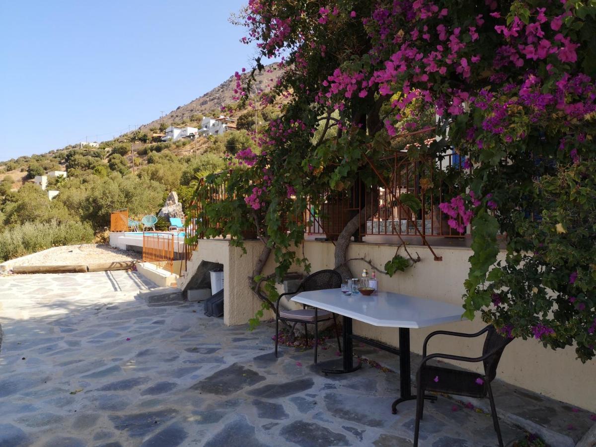 Tholos  Villa Lir מראה חיצוני תמונה